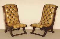 Sessel, Chesterfield, um 1960, grÜnbraunes Rindsleder, Gestell Mahagoni massiv, geheftet und genoppt, in dieser GrÖße ungewÖhnlich, ...
