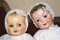 Porzellankopfpuppe, Armand Marseille, G & B, 1926, braune Schalfaugen, offener Mund, 2 ZÄhnchen oben, MassebabykÖrper, bewegliche Zunge, ...