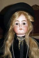 Grosse Porzellankopfpuppe, Simon & Halbig, um 1910, K (Stern) R, 76, blonde EchthaarperÜcke, braune Schlafaugen, offener Mund, drei ZÄhne oben, ...
