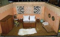Puppenstube, Schlafzimmer, um 1910, liebvoll eingerichtet, mit Bett, 2 NachtschrÄnkchen, Kleiderschrsnk und Kommode, Einrichtung wohl 50er Jahre, ...