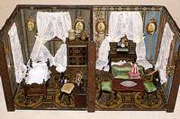 Puppenstube, um 1860/70, HolzgehÄuse, Schlafzimmer und Salon, 4 Fenster mit Spitzengardinen und orig. Tapeten, eingerichtet mit ...