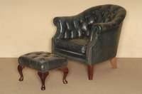 Chesterfield-FußbÄnkchen, im englischen Stil , blaues Rindsleder, SitzflÄche genoppt und geheftet, Leder in gutem Zustand, Gebrauchspuren, ca. ...