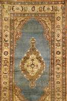 Kaisery alt, Türkei, ca. 50 Jahre, Flor Seidig, ca. 140 x 86 cm, Schätzwert: 1000.- EURO, EHZ: 3