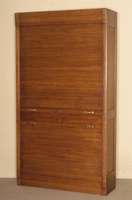 Aktenschrank, deutsch, um 1910, Korpus Weichholz, Eichefurnier, z.T. massiv, Rollo nach unten und oben zu Öffnen, Ablagebretter fÜr einzelne ...