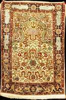 Feiner Seiden Hereke alt (Gebetsteppich), T Ürkei, Naturfarben, um 1940/1950, feine glanzr eiche reine Naturseide, ca. 110 x 77 cm, feine ...