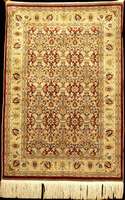 Sehr hochwertiger feiner goldbroschierter alte r Seiden Hereke, TÜrkei, um 1940, sehr fein e glanzreiche und kostbare reine Naturseide, c a. 152 x ...