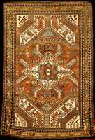 Kasim Uschag antik, Ostkaukasus, reine Pfla nzenfarben, 19.Jahrhundert, Wolle geknÜpft auf Wolle, ca. 205 x 138 cm, mittelfeine KnÜpfung , guter ...