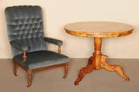 Eßzimmertisch, deutsch/mitteldeutsch, um 1840/50, Korpus Weichholz, MittelsÄule Buche bzw. Ahorn massiv, 3 Auslegerbeine, diese geschwungen, ...