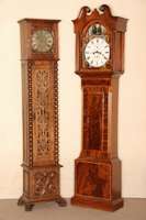 Standuhr, England, um 1800, Korpus Weichholz , Mahagoni furniert, verschieden farbige Bandeinlagen, mittig kannelierte abgeschrÄgte Ecken, ...