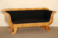 SpÄtbiedermeiersofa, sÜddeutsch, um 1835/40, Korpus Weichholz, bzw. Birke und Ahorn z.T. massiv, sogenanntes 2. Barock mit starken Anspielungen ...