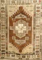 Kars, TÜrkei, um 1920, Wolle auf Wolle, ca. 165 x 124 cm, SchÄtzwert: 1100.- EURO, EHZ: 3