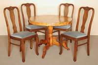 4 StÜhle, deutsch, um 1910, SpÄtbarockstil, Eiche massiv, leicht gebogene Beine und RÜckenlehne, oben mit sparsamen Schnitzereien, brettfÖrmig ...