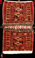 Seltene Tekke Doppeltasche antik, Turkmenis tan, Naturfarben, um 1900, feine glanzreiche W olle geknÜpft auf Baumwolle, ca. 55 x 30 cm, b ...