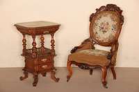 Prunktischchen, deutsch, um 1870/80, GrÜnderzeit, Korpus Weichholz, Eiche furniert, z.T. massiv, auf gebogenen Beinen, Ecken allseitig profiliert ...