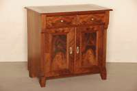 Halbschrank, deutsch, um 1880, GrÜnderzeit, Korpus Weichholz, Nußbaum furniert, 2 TÜren mit schÖnem Wurzelnußfurnier, FÜllungen mit ...