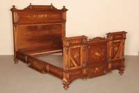 Doppelbett, deutsch, um 1880, GrÜnderzeit, Korpus Weichholz, Nußbaumfurnier, RÜcken, Kopf - und Seitenteile mit hervoragenden Intarsienarbeiten, ...