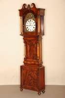 Standuhr, England, um 1825/30, 2-zugig, Ziffernblatt bemalt, SÄulen, Ruinen und bunte Blumen, goldgrundig, bezeichnet E. Wakefield, Gateshead, ...