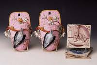Drei alte Fliesen, Holland, um 1780, 2x Genreszene: Familie in Landschaft u. Heiligenbild, 1x holl.Polderlandschaft; alle l.rest., 13x13cm, 2x ...