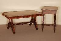 NÄhtisch, deutsch, um 1880/90, GrÜnderzeit, Buche bzw. Nußbaumfurnier, z.T. Weichholz, Furnierbild gespiegelt verlegt, praktische ...