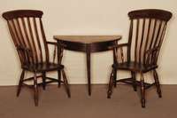 Halbmondtisch, deutsch, um 1820, Biedermeier , Eiche massiv, auf 3 konischen Beinen, schlichte Zarge, Platte original, schÖnes antikes MÖbel, ...