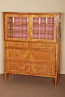 Glasaufsatzschrank, deutsch, um 1920, ArtDeco, Korpus Weichholz, Mahagonifurnier, kirschbaumfarben, auf konischen Beinen, Oberteil mit verglasten ...