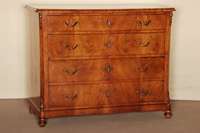 Kommode, deutsch, um 1845/50, Korpus Weichholz, Nußbaum furniert, auf kleinen KugelfÜßen, 4-schÜbig, an den Ecken abgeschrÄgter gerader ...