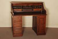 RollbÜro, deutsch, um 1910, Eiche massiv, auf Rahmen gearbeitet, sparsame Inneneinrichtung mit AblegefÄchern, sehr gute Verarbeitung, original ...