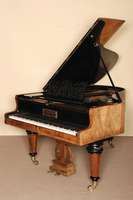 StutzflÜgel, deutsch/Plauen, um 1860/70, Hersteller J.G. Vogel & Sohn, z.T. Metallrahmen, Wurzelnußfurnier gespiegelt verlegt, ursprÜnglich ...