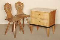 2-schÜbige Kommode, deutsch/MÜnchen, um 1904/06, sogenanntes 2. Biedermeier, Korpus Weichholz, Kirschbaum dickfurnierig verarbeitet, ...