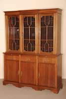 BÜcherschrank, England, um 1910, Edwardien, Mahagoni furniert, 3-tÜriges Unterteil mit darÜberliegenden Schubladen, mit Fadenintarsien, ...