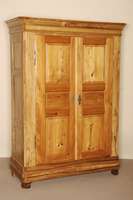 SpÄtbiedermeierschrank, deutsch/Pfalz, um 1840/50, z.T Nußbaum massiv bzw. Zierbelkiefer, komplett auf Rahmen gearbeitet, restauriert, TÜren ...
