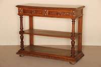 Etagere bzw. Abstellregal, Frankreich, um 1870 , Eiche massiv, z.T. furniert, auf gedrÜckten KugelfÜßen, Fußleiste geschnitzt, unter der ...