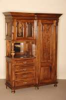 Mehrzweckschrank, sÜddeutsch/Österreich, um 1880, Korpus Weichholz, Nußbaumfurnier, auf KugelfÜßen, rechte Seite eine TÜr, kassettierte ...