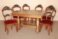 6 Louis-Philippe-StÜhle, deutsch, um 1860/70 , Buche massiv, nußbaumfarben bzw. schwarz, auf gebogenen Beinen, Zarge ausgestellt, geschnitzte ...