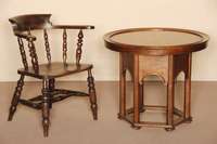 Windsorstuhl, England, um 1840, RÜster massiv, frÜhviktorianisch, Beine und RÜckenlehne versprosst und gedrechselt, Sitz an die KÖrperform ...