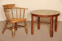 Windsorstuhl, England, um 1840, RÜster massiv, frÜhviktorianisch, Beine und RÜckenlehne versprosst und gedrechselt, Sitz an die KÖrperform ...