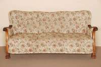 3-sitzer Sofa, deutsch, um 1935/38, Barockstil mit Renaissanceelementen, Bezug und Polsterung aus der Zeit, stÄrkere Gebrauchsspuren, nicht frei ...