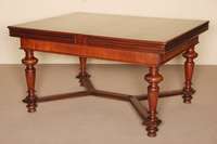 Ausziehtisch, deutsch, um 1880, GrÜnderzeit, Mahagoni massiv, Mahagoni furniert, gedrechselte Beine, Y-fÖrmig verstrebt, Zarge mit ...