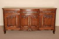 Sideboard, Frankreich, um 1930, Eiche massiv , z.T. furniert, Barockstil, nach dem Vorbild von 1780, auf gebogenen Beinen, abgerundete Ecken, ...