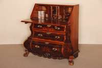 BarockstilsekretÄr, Holland, Korpus Weichholz/Hartholz, Wurzelnußfurnier, z.T. gespiegelt, schÖnes Furnierbild, Kanten abgeflacht, ...