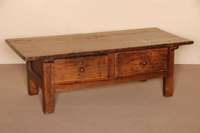 Couchtisch, SÜdfrankreich, um 1740/60, Kastanie und Eiche massiv, ehemaliger Bezahltisch, eckige Beine (gekÜrzt), hohe Zarge mit 2 großen ...