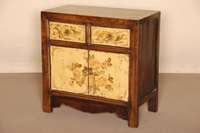 Halbschrank, China, um 1930, Ulme massiv, TÜrfÜllungen mit floraler Bemalung, gerader Korpus, restauriert, 1 Einlegeboden, stÄrkere Kratzer, ...