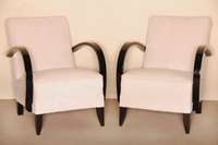 Paar ArtDeco-Sessel, Frankreich, um 1930, kompakte Form mit großzÜgig und elegant ausgeschwungenen Lehnen, diese schwarz lackiert, mit ...