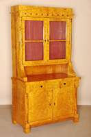 KÜchen- bzw. Eßzimmerschrank, deutsch, um 1920, Biedermeierstil, Korpus Weichholz, Birkefurnier, Schrank aus mehreren Teilen aufgebaut, ...