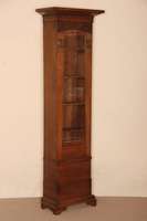 Sammlervitrine, deutsch, um 1910, aus ehemaligem StanduhrengehÄuse gefertigt, Korpus Weichholz, Eiche massiv, Eichefurnier, gerades GehÄuse, ...