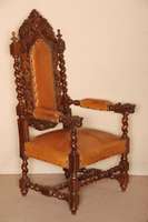 Prunksessel, Frankreich, um 1870, Eiche massiv, stark gedrechselte Beine und Hochlehne, Beine verstrebt, Lehnenabschluß mit prunkvoller ...