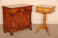 NÄhtischchen, deutsch, um 1860, Louis -Philippe, Kirschbaum massiv, auf gedrechselten Beinen, 3-fach ausladend, Platte leicht gebogen, Schubladen ...