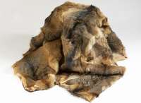 Decke aus Griesfuchs, RÜckseite mit rot -braun gefÜttert, frisch gereinigt, Maße: 180 x 134cm
