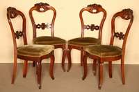 4 StÜhle, deutsch, um 1860, Louis-Philippe, Mahagoni massiv, profilierte Volutenbeine, Zarge mit Muschel- und Blattschnitzerei, lyrafÖrmige ...