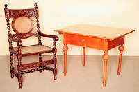 Tisch, Frankreich, um 1870, Kirschbaum massiv, Kirschbaumfurnier, Beine mit sparsamer balusterfÖrmiger Verzierung, an der Seite eine Schublade, ...